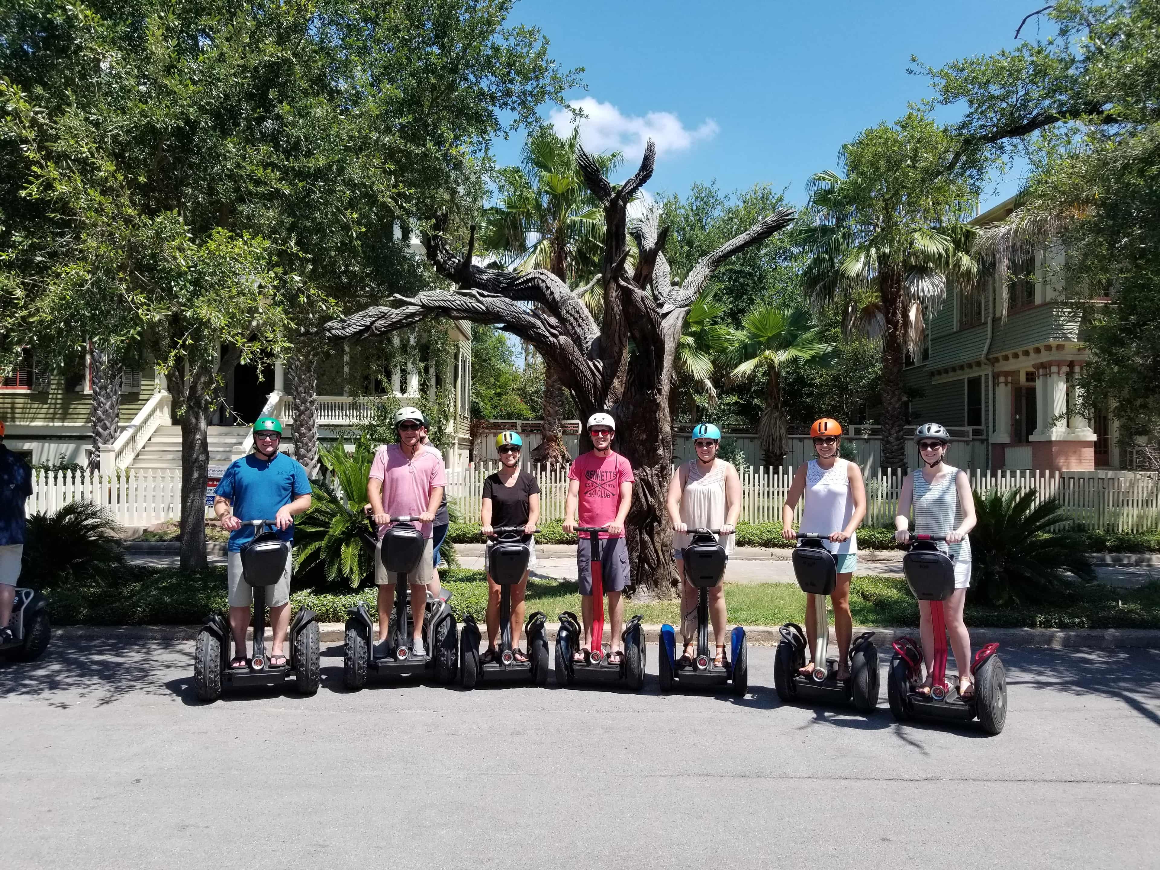 Local Galveston tour guide with group