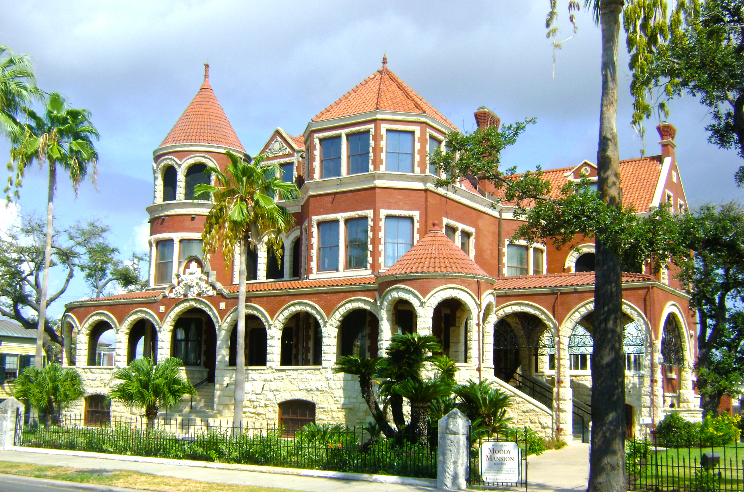 Galveton's Moody Mansion